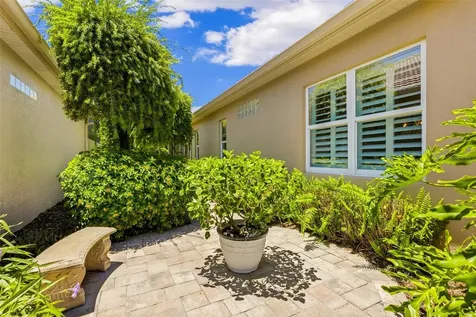 5010 Tobermory Way Bradenton FL 34211