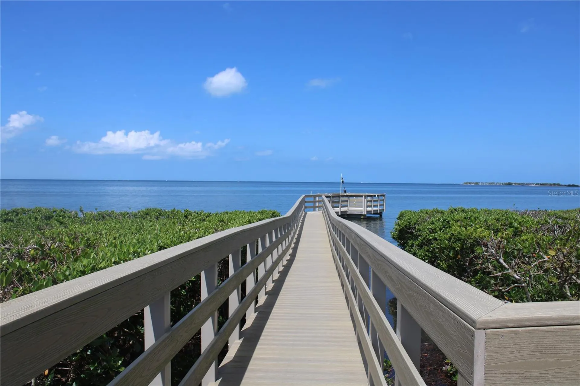 335 Windrush Loop Tarpon Springs FL 34689