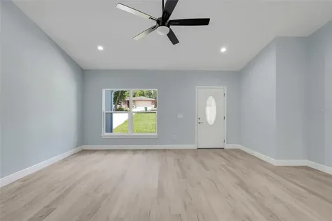 1622 N Merrick Drive Deltona FL 32725