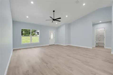 1622 N Merrick Drive Deltona FL 32725