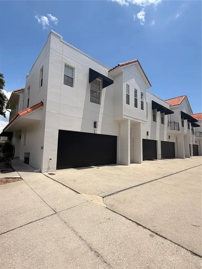 3210 W Horatio Street Tampa FL 33609