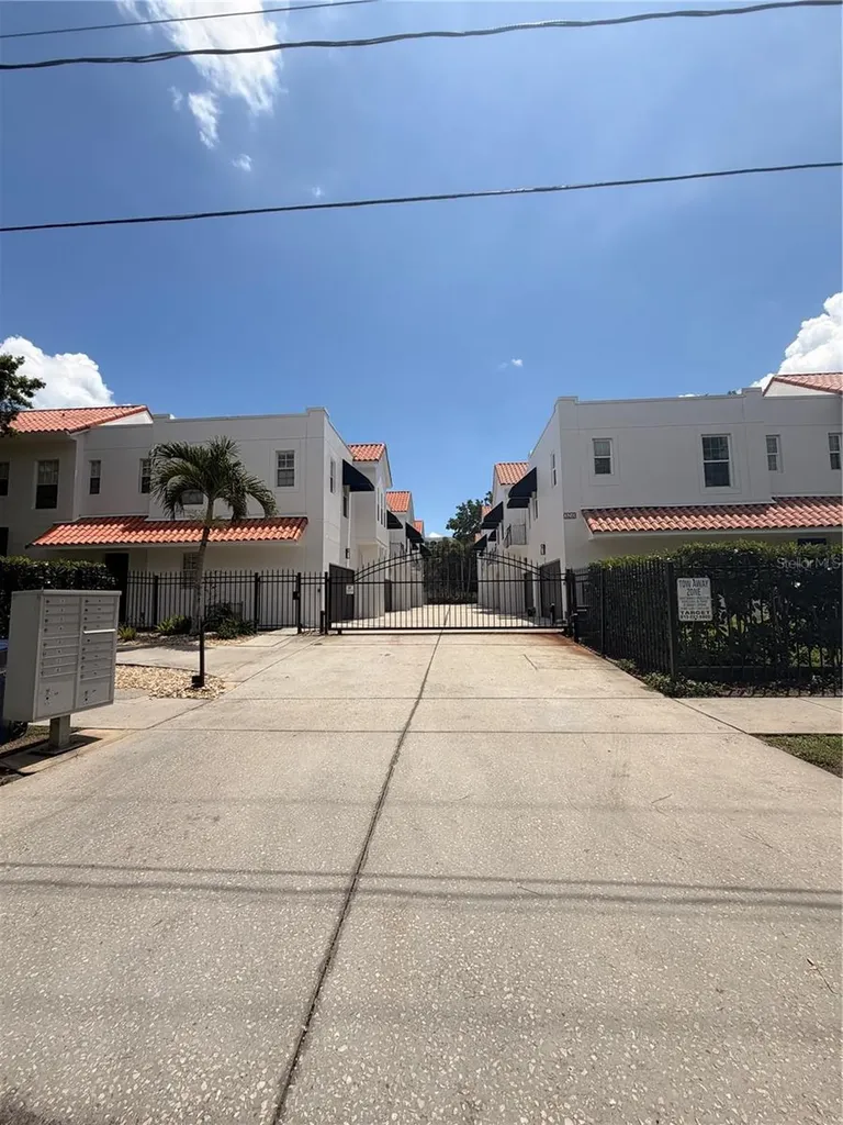 3210 W Horatio Street Tampa FL 33609