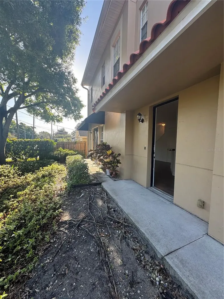 3210 W Horatio Street Tampa FL 33609