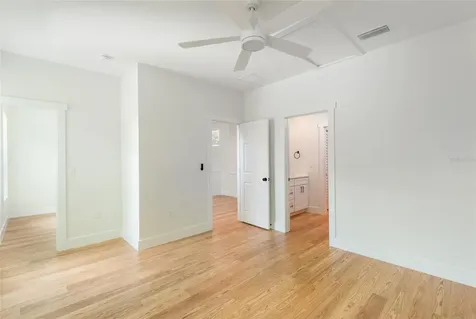 3414 W Cherokee Avenue Tampa FL 33611