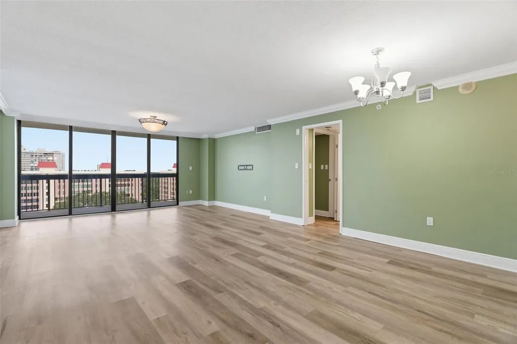 2413 Bayshore Boulevard Tampa FL 33629