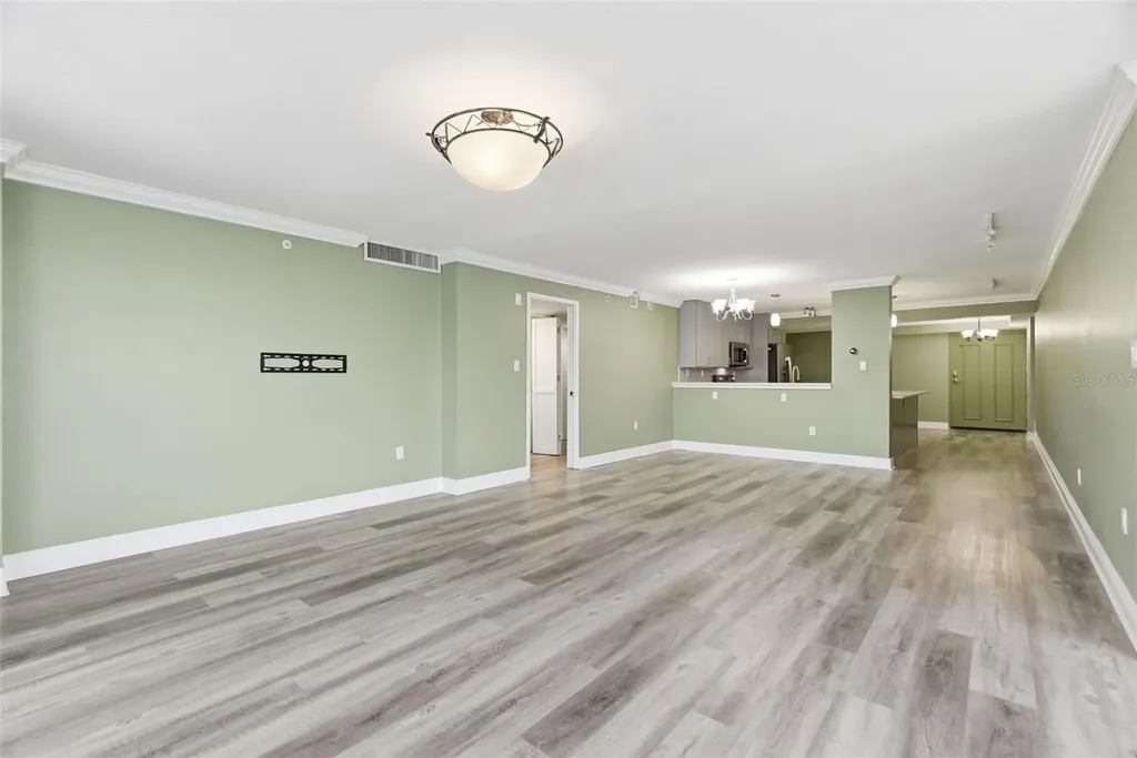 2413 Bayshore Boulevard Tampa FL 33629