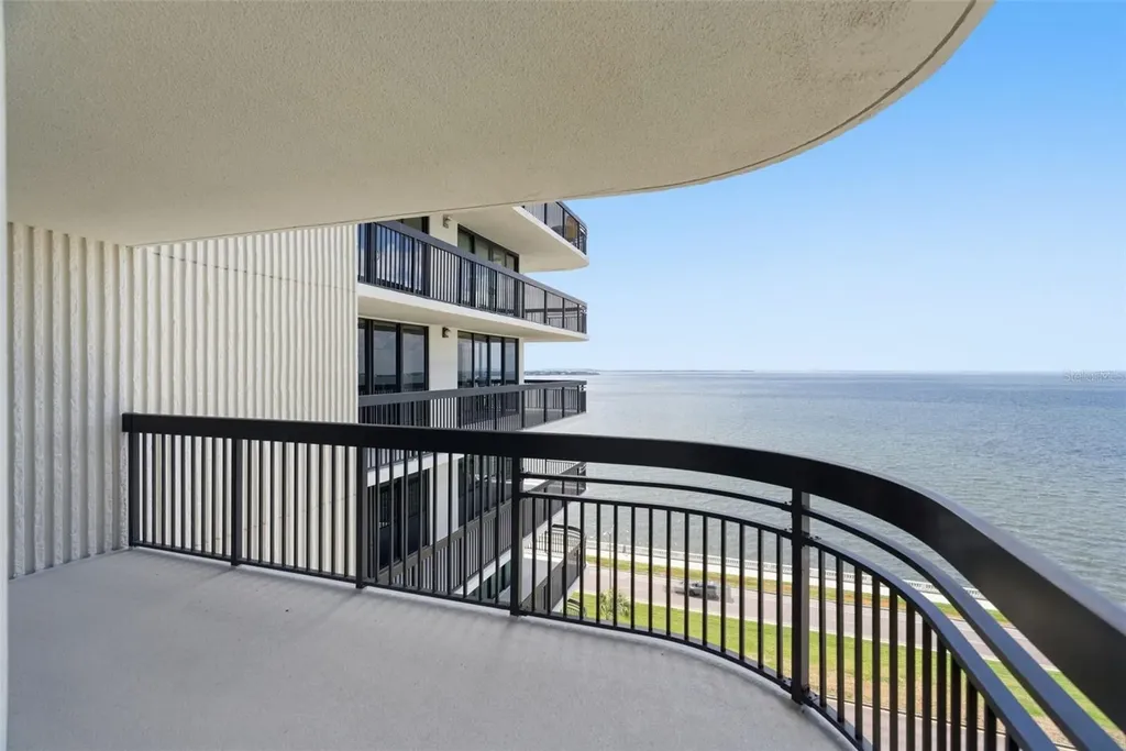 2413 Bayshore Boulevard Tampa FL 33629