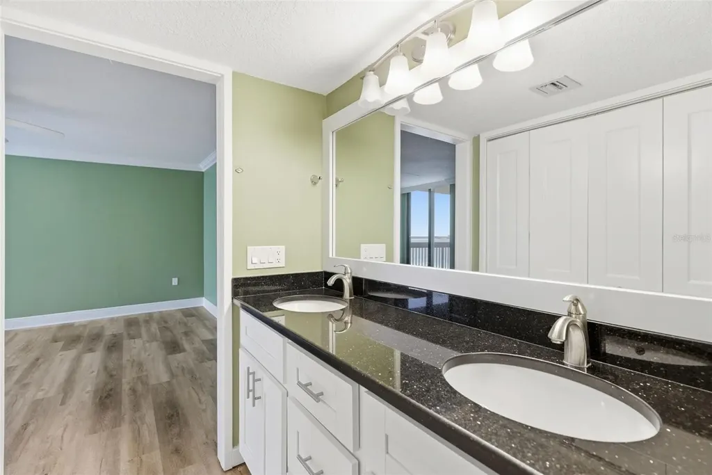 2413 Bayshore Boulevard Tampa FL 33629