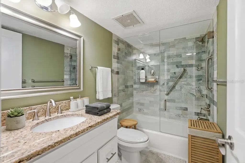 2413 Bayshore Boulevard Tampa FL 33629