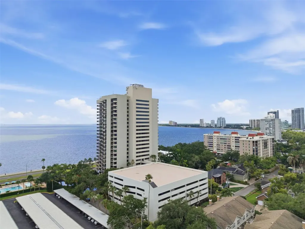 2413 Bayshore Boulevard Tampa FL 33629