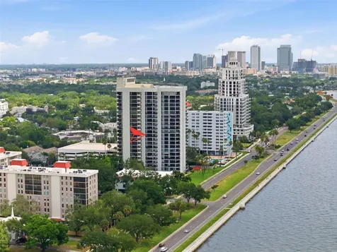 2413 Bayshore Boulevard Tampa FL 33629