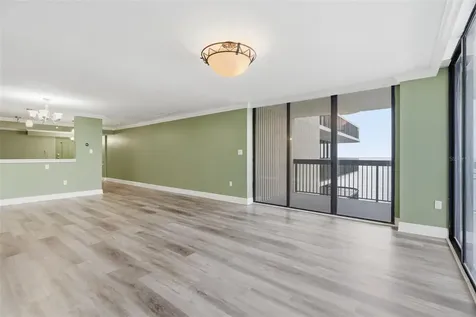 2413 Bayshore Boulevard Tampa FL 33629
