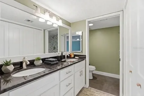 2413 Bayshore Boulevard Tampa FL 33629