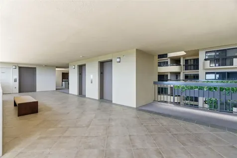 2413 Bayshore Boulevard Tampa FL 33629