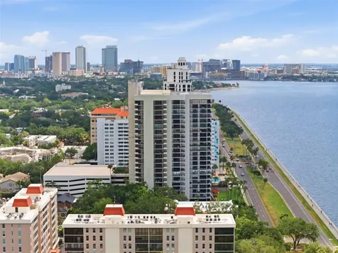 2413 Bayshore Boulevard Tampa FL 33629