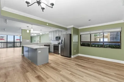2413 Bayshore Boulevard Tampa FL 33629