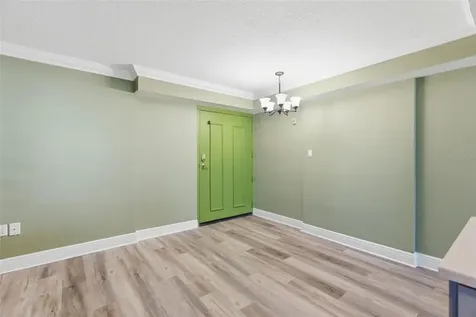2413 Bayshore Boulevard Tampa FL 33629