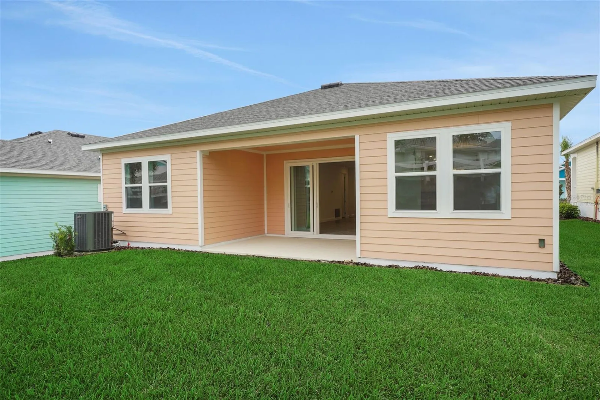 1002 Fiesta Key Circle Lady Lake FL 32159
