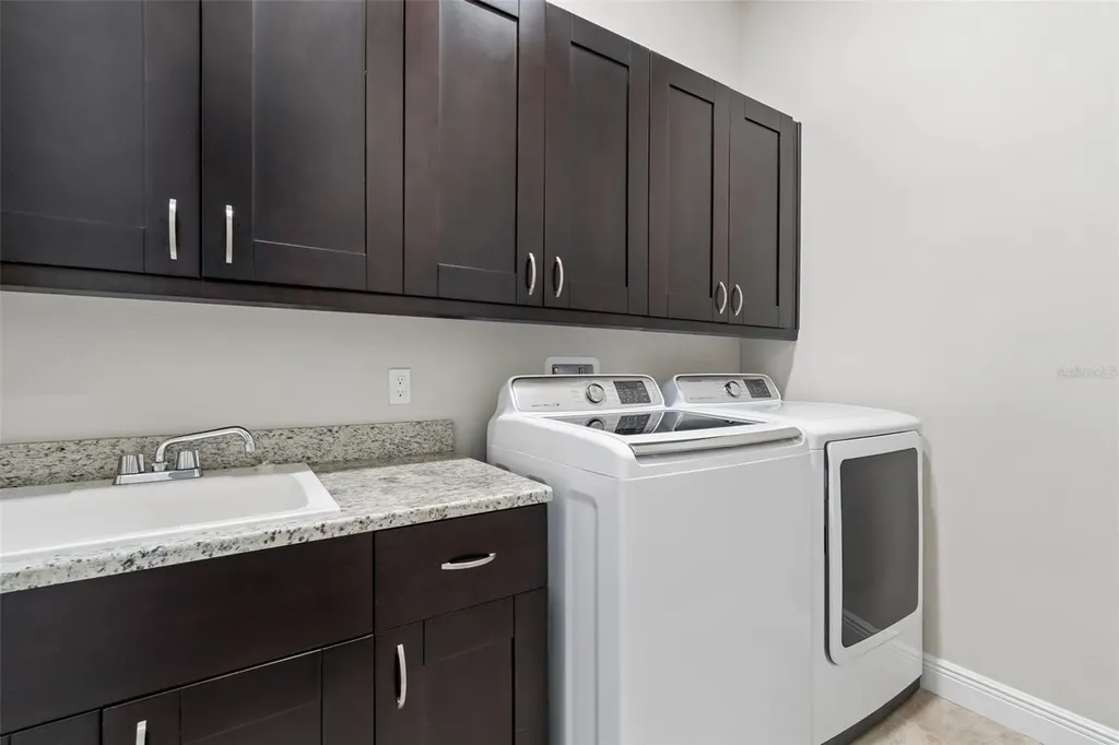13047 Sanctuary Village Lane Tampa FL 33624