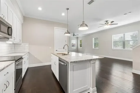 13047 Sanctuary Village Lane Tampa FL 33624