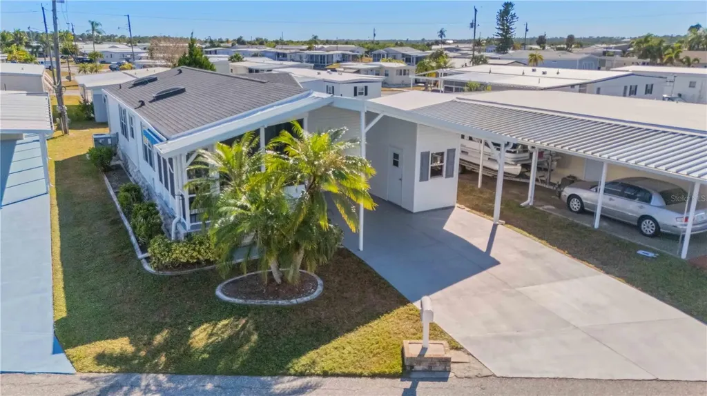 527 Fleetwood Street North Port FL 34287
