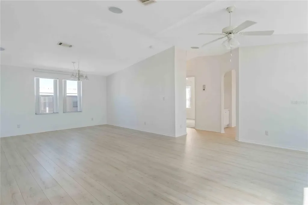 527 Fleetwood Street North Port FL 34287