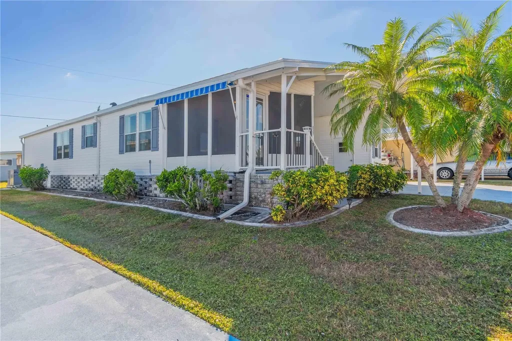 527 Fleetwood Street North Port FL 34287