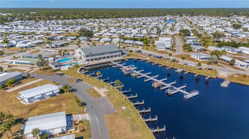 527 Fleetwood Street North Port FL 34287