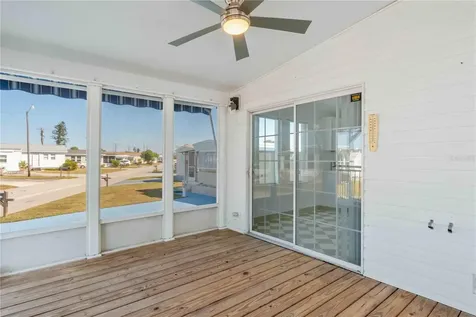 527 Fleetwood Street North Port FL 34287