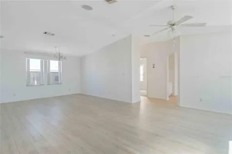 527 Fleetwood Street North Port FL 34287