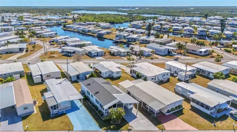 527 Fleetwood Street North Port FL 34287