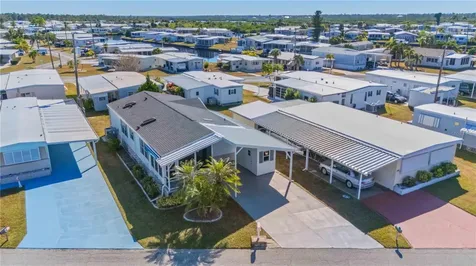 527 Fleetwood Street North Port FL 34287