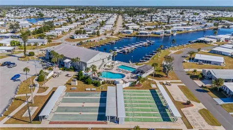 527 Fleetwood Street North Port FL 34287