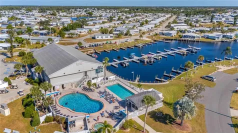 527 Fleetwood Street North Port FL 34287