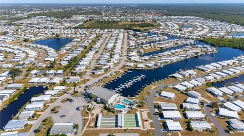 527 Fleetwood Street North Port FL 34287