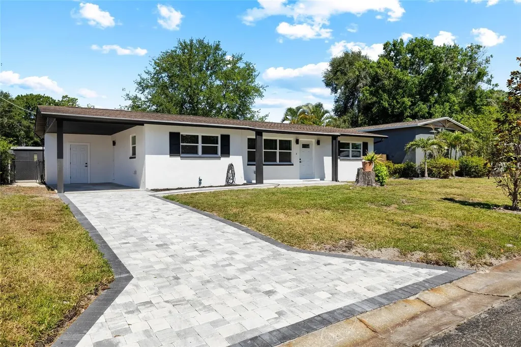 4513 S Hesperides Street Tampa FL 33611