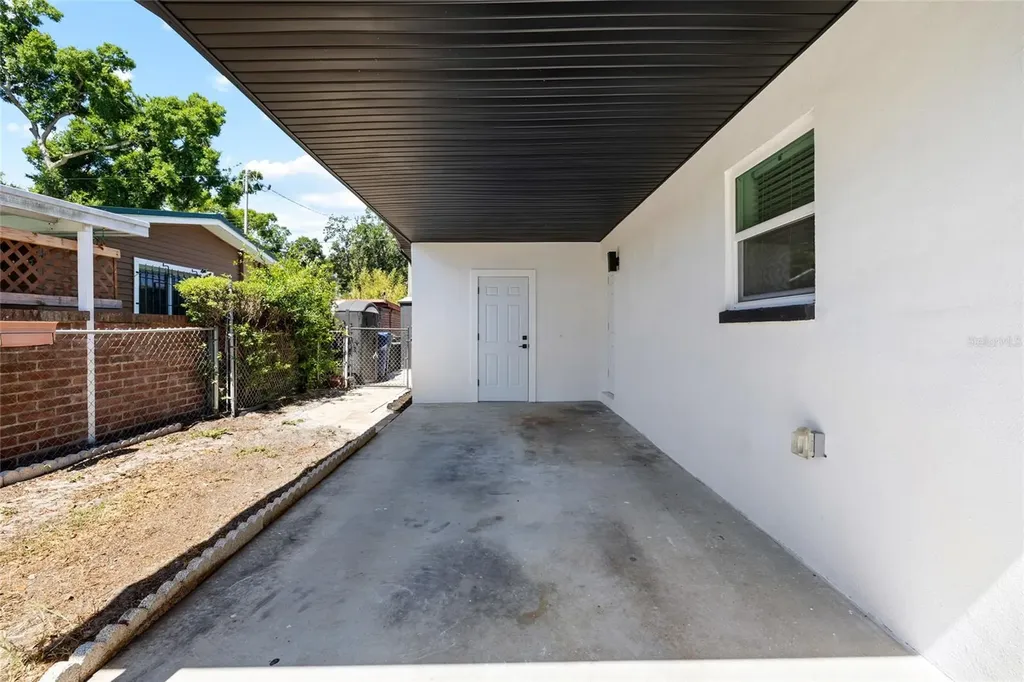 4513 S Hesperides Street Tampa FL 33611