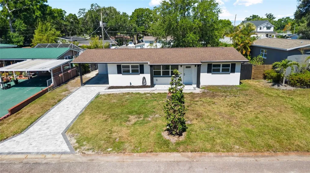 4513 S Hesperides Street Tampa FL 33611