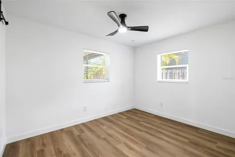 4513 S Hesperides Street Tampa FL 33611