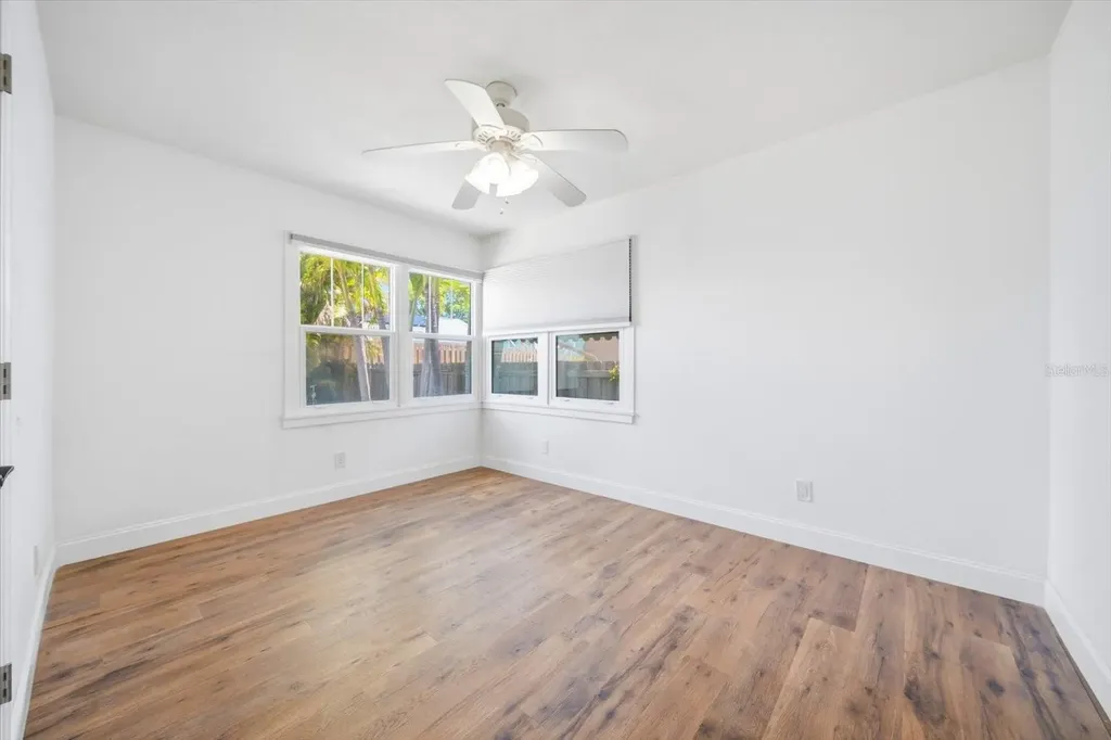 5617 30th Avenue S Gulfport FL 33707