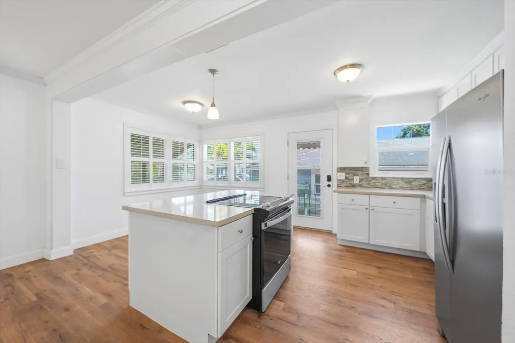 5617 30th Avenue S Gulfport FL 33707