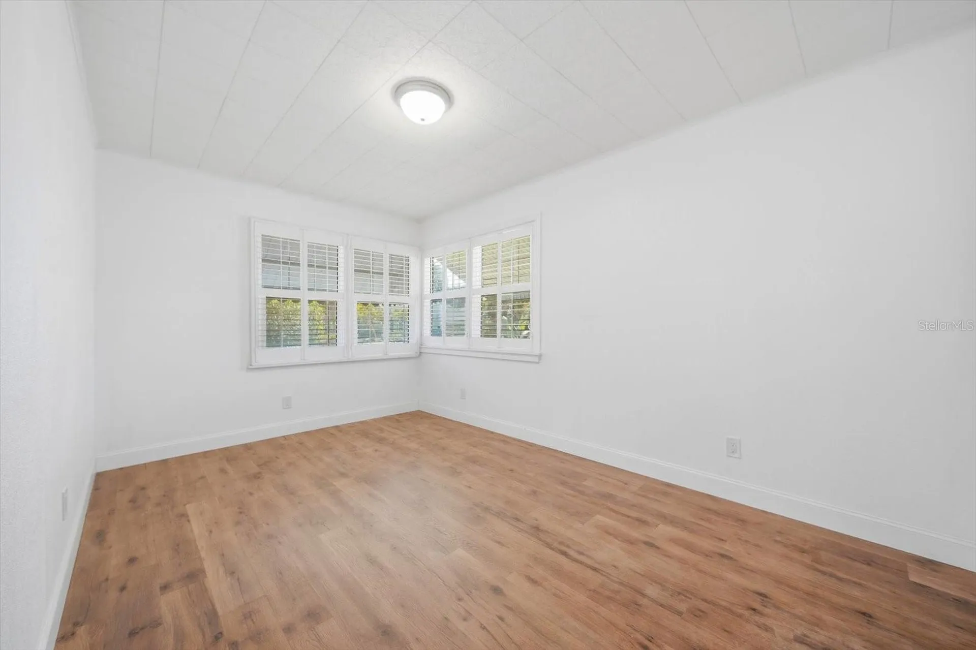 5617 30th Avenue S Gulfport FL 33707