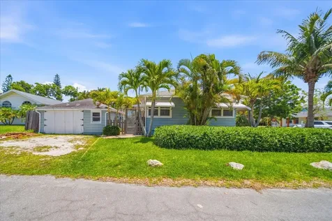 5617 30th Avenue S Gulfport FL 33707