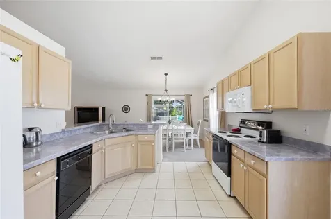 1546 Indian Oaks Trail Kissimmee FL 34747