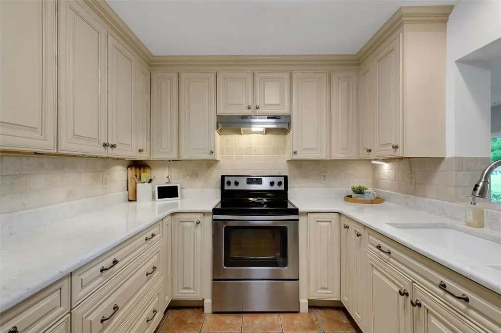 1166 Gillespie Drive Palm Harbor FL 34684