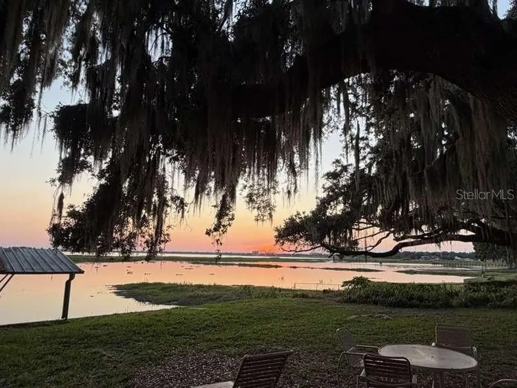 930 Shore Drive Kissimmee FL 34744