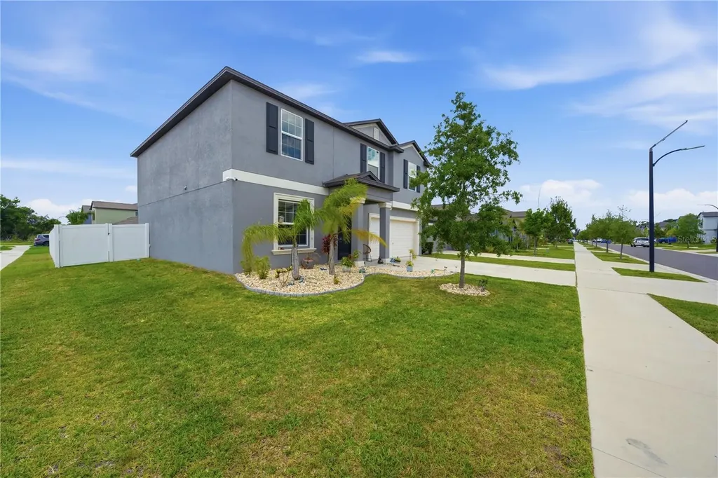 10291 Shady Preserve Drive Riverview FL 33578