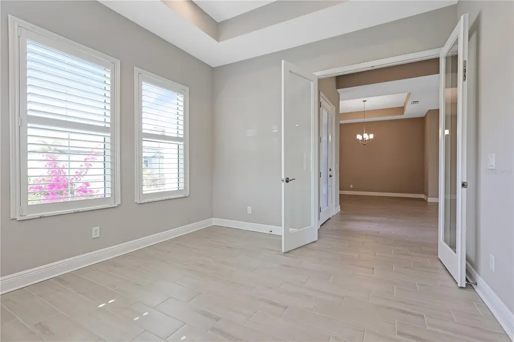 6133 Lungo Lago Drive Sarasota FL 34241