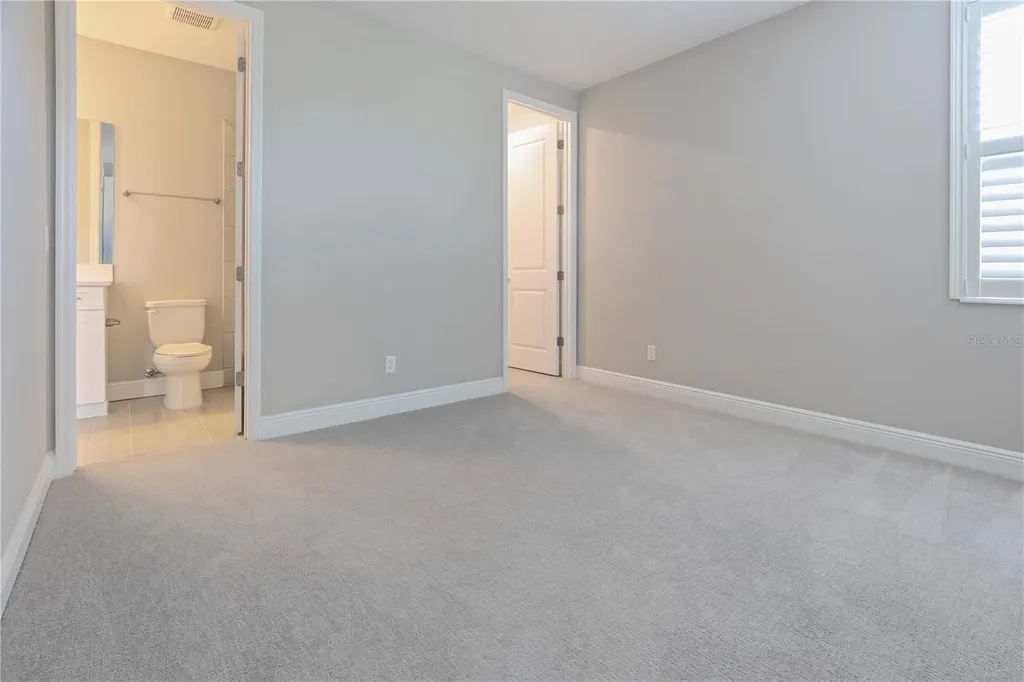 6133 Lungo Lago Drive Sarasota FL 34241
