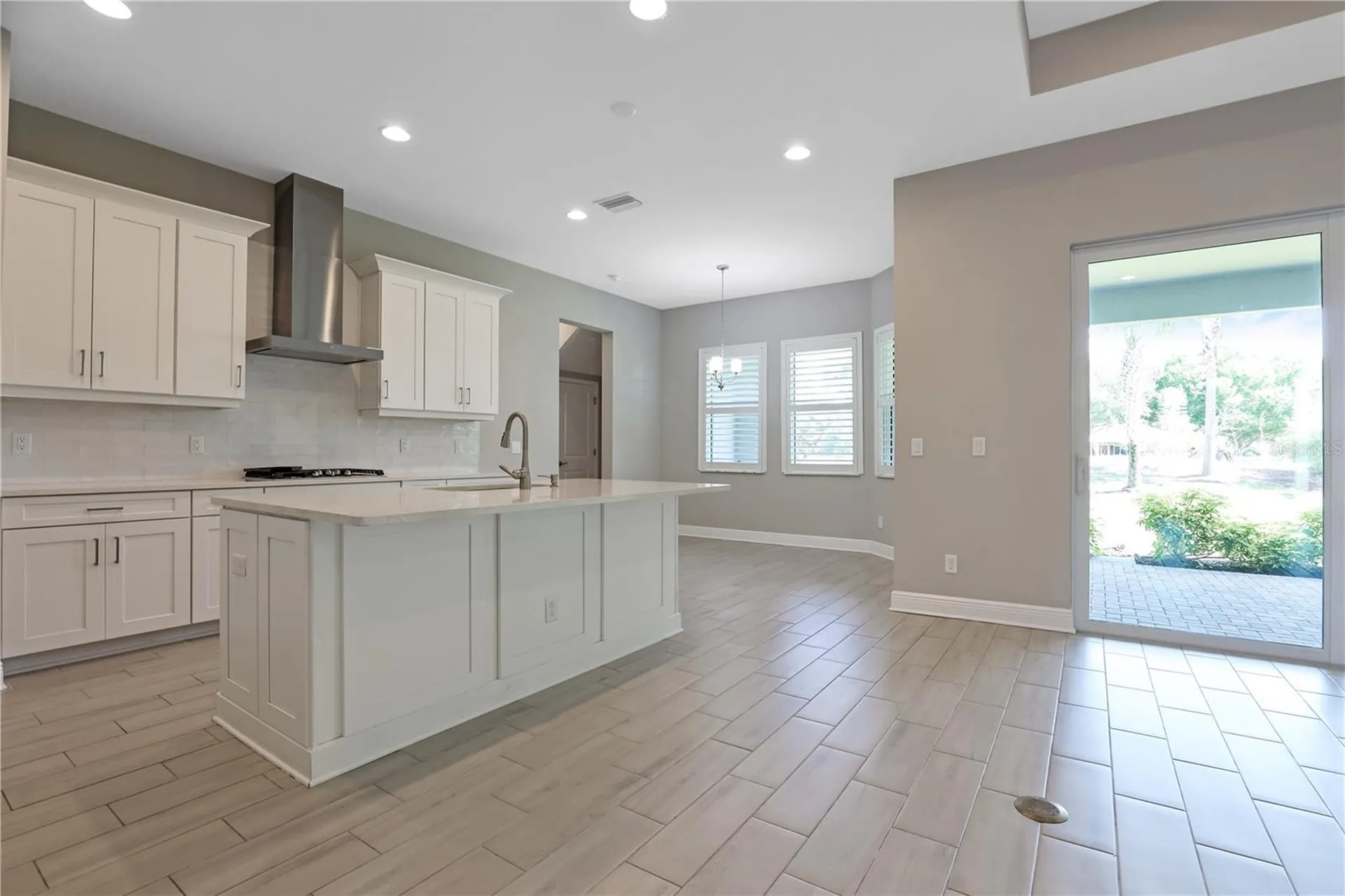 6133 Lungo Lago Drive Sarasota FL 34241